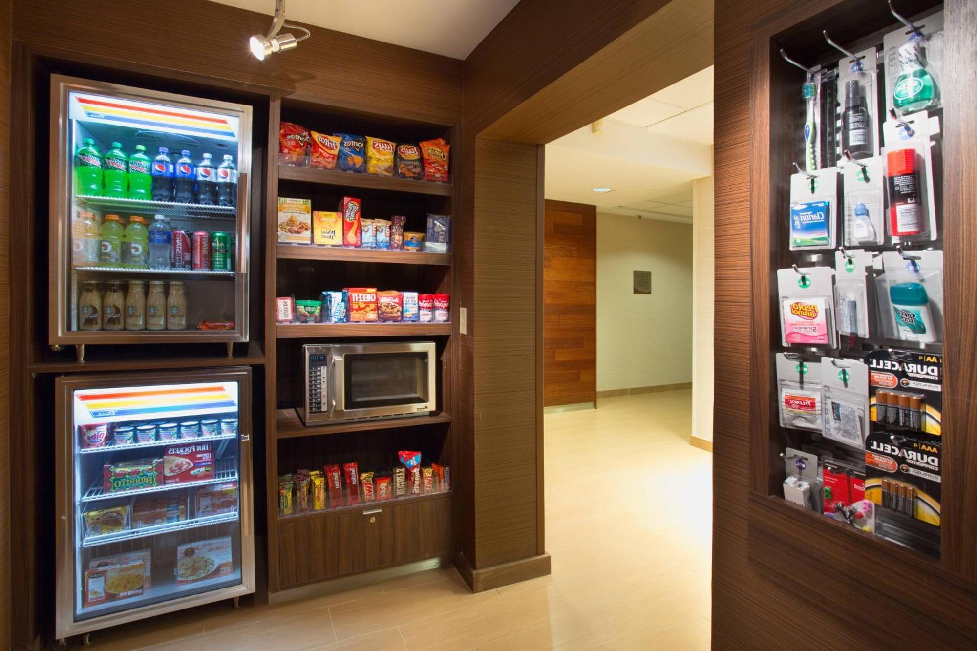 Fairfield Inn & Suites By Marriott Boston Milford Bagian luar foto