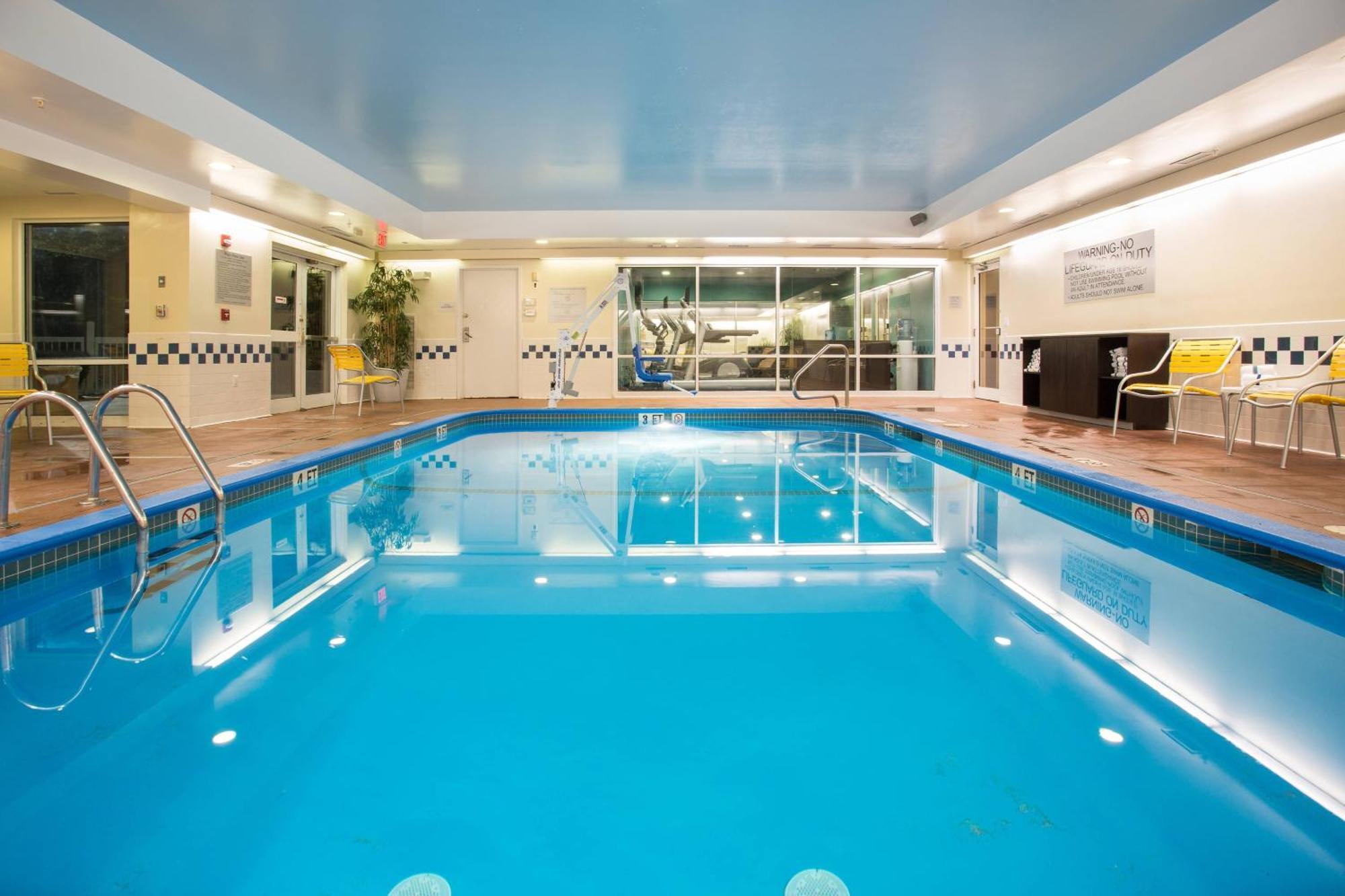 Fairfield Inn & Suites By Marriott Boston Milford Bagian luar foto